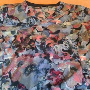 Medium carhartt scrub top